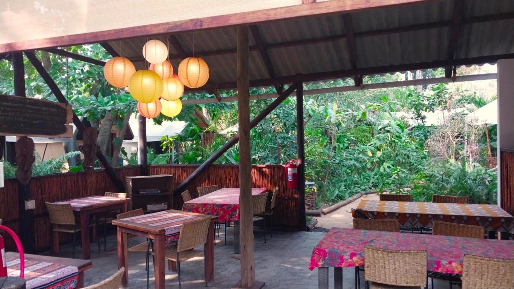 Devocean Eco Adventure Lodge Ponta do Ouro Buitenkant foto