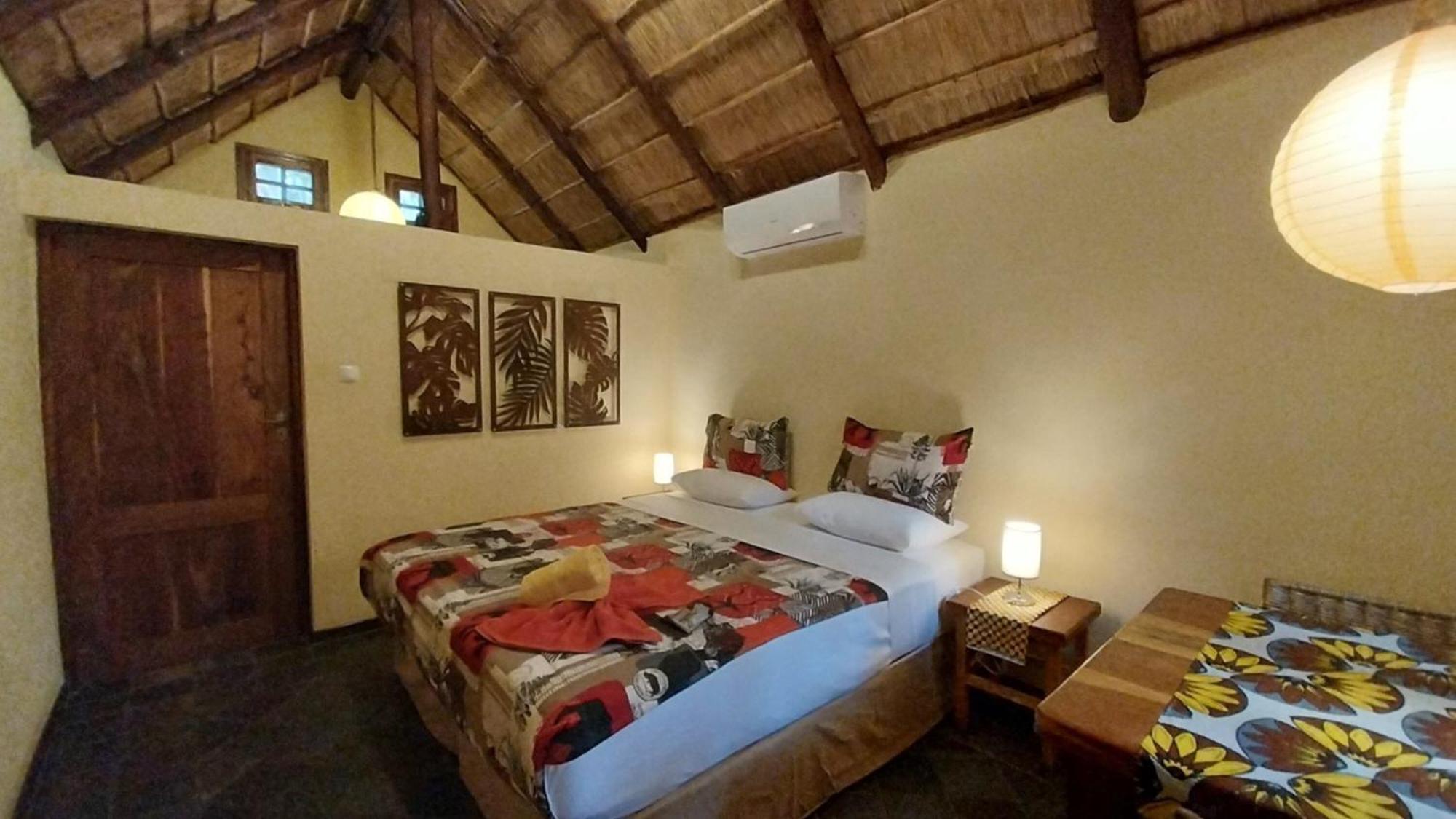 Devocean Eco Adventure Lodge Ponta do Ouro Buitenkant foto