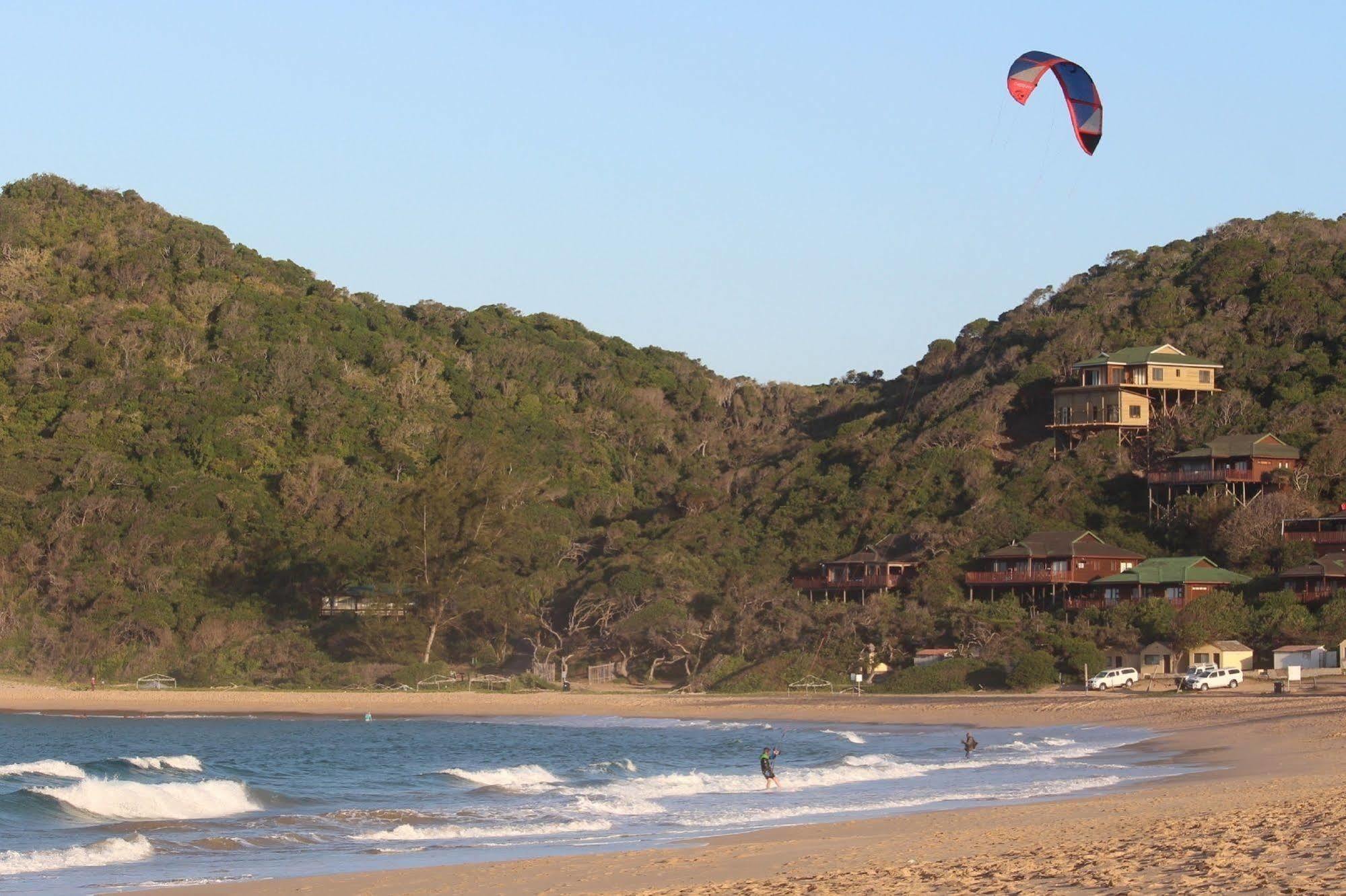 Devocean Eco Adventure Lodge Ponta do Ouro Buitenkant foto